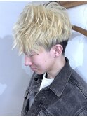【メンズ人気スタイル】ホワイトブロンド×ブリーチ2回