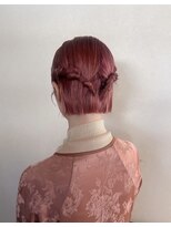 ホテリー(Hotely)&nbsp;ハイトーンボブ/ピンクヘア/ボブアレンジ/ヘアセット