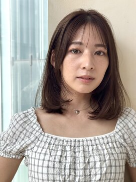 ザック ヴィ(ZACC  vie) ミディアム/ローレイヤー/ブラウンベージュ