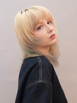 ラック 表参道(LUCK) レイヤーミディアム/ウルフレイヤー/デザインカラー