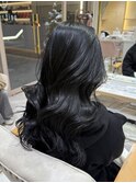 【橋本姫奈】ブリーチで落ちる黒×巻き髪スタイル