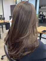 エガオ 藤沢店(EGAO)&nbsp;レイヤーロングハイレイヤーハイライトカラーオリーブグレージュ