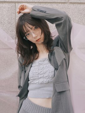 レブ 神戸三宮(LEB) くびれレイヤーミディアム【LEB神戸三宮】