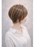 丸みショート×ハイライト×パールグレージュ