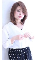 オーロ(ORO) 似合わせカットで作るグレージュひし形シルエット