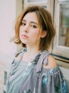 フラミューム 関内店(flammeum) ハイトーンナチュラルウエーブ【関内　馬車道】