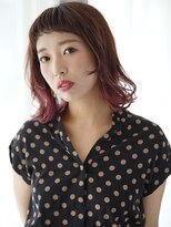 リィベ(Liibe)&nbsp;レイヤーボブ／インナーカラー／ピンク