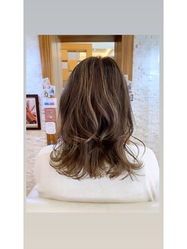 ヴィサージュプラス(VISAGE plus) ラグジュアリーハイライト