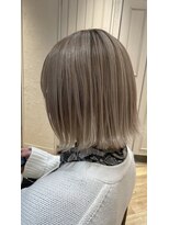 エクリ シセイドウ 麻布十番店(equri×SHISEIDO)&nbsp;【麻布十番】外はねボブ