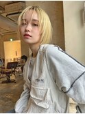 ハイトーン前上がりボブ