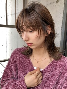 リコバイアフロート(riko by afloat) 外ハネミディ/レイヤーカット/フェイスレイヤー/もみれ毛