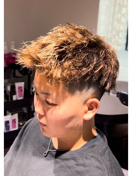 ルポ(repos) ツイストパーマ×スキンフェード