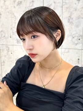 シー バイ ロンド 新宿(Sea by Lond) ミディアムレイヤーカット×ダークアッシュ[似合わせ/レイヤー]