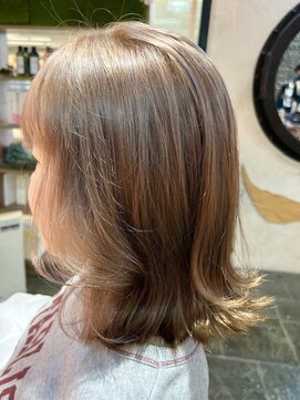 フレスコ 鎌ヶ谷大仏店 ミルクティーグレージュ