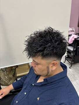 サム S+D HAIR COMMUNITY SAM スペインカール　パーマ