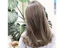 ヘアーメイク リリー マカナ(HAIR MAKE LI ILI I MAKANA)