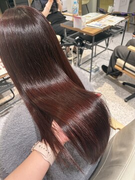 ゼストララ(ZEST Lara) レッドカラー【aika】【吉祥寺】