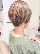 ヴィサージュファイン(VISAGE fine)&nbsp;白髪ぼかし ハイライト  ブリーチ ショート