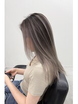 ティミー(Timmy) バレイヤージュ