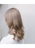 シフォンベージュ