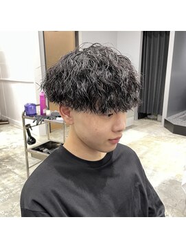 サンズ 梅田 中崎町(SUNS) 【梅田】縦落ちツイストスパイラルパーマ