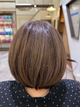クオレ(CUORE) 【白髪を生かしたグレージュボブ♪】内埜