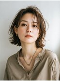 大人ボブ　くせ毛風　パーマボブ　ニュアンスパーマ　ベージュ