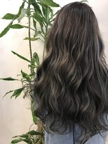 トライポッド(Tripod)&nbsp;シルキーグレージュ