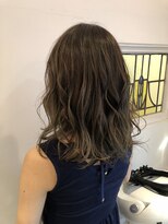 パティオンツー(PATIONN2)&nbsp;オシャレ髪☆マットアッシュのパレイヤージュカラー！透明感◎
