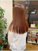 オレンジカラーで明るめヘア