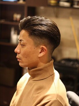 キングスマントーキョー 府中店(KINGSMAN TOKYO) ツーブロックマッシュ/波巻き/ハイライト/束感<理容室><府中駅>