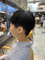 キサ ファータ 恵比寿(kisa fata) 20代30代40代黒髪刈り上げショート メンズライク ぱっつん前髪