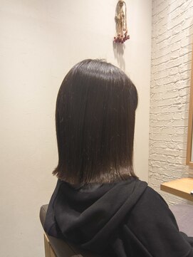 カダン(Kadan) パツッとボブ×ベージュ/20代30代40代