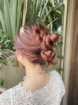 ツール ヘアプラスライフ ラボ(TOOL hair+life lab.) ナチュラルアレンジ×ピンクオレンジ