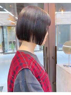 ミィ 表参道(mee.) 黒髪/グレーベージュ/レイヤーロング/前髪パーマ/表参道