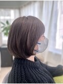 エイジレス前上がりふんわりボブ