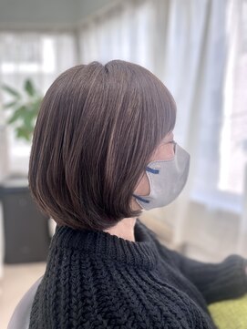 リブレ(LIBRE+hp) エイジレス前上がりふんわりボブ