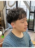 メンズマッシュショートとスパイラルパーマ
