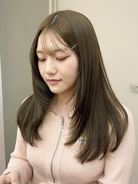 パークレーン アイス イヴェン(park lane ICI yeven) ブリーチなしオリーブベージュレイヤーカット/akane