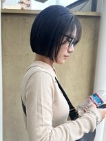 ムジーク(Musiiik)&nbsp;ボブ/暗髪/切りっぱなしボブ/ミニボブ