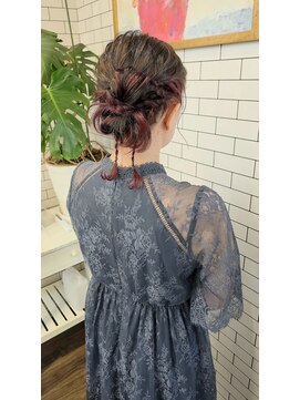 リール(THE RIRE.) ＊THERIRE. 結婚式お呼ばれ×カチモリアレンジ＊