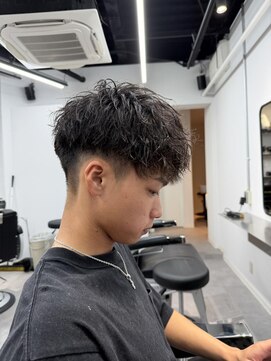 ザ スミス(The Smiths) 住之江北加賀屋前下がりマッシュツーブロックツイストスパイラル