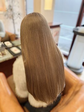 ブランシェ JR勝川駅南口店(BRANCHE) ミルクティーベージュ/透明感カラー/髪質改善