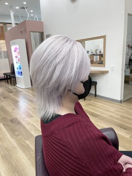 キセイ イオンモール新利府北館店(KISEI) 魅せる！ブリーチホワイト×ウルフ10代20代30代