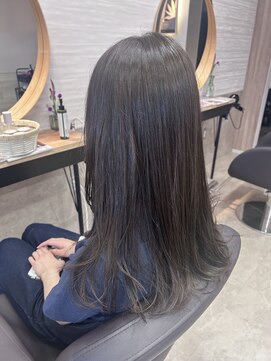 プリンプ トータルビューティ(PRIMP.total beauty) ショコラブラウン　レイヤーカット　透けるカラー
