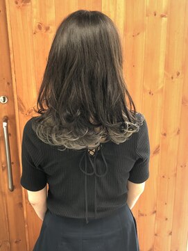 ヘアサロンハーフ(Hair Salon half) 大人カジュアルな揺れ感カールロング