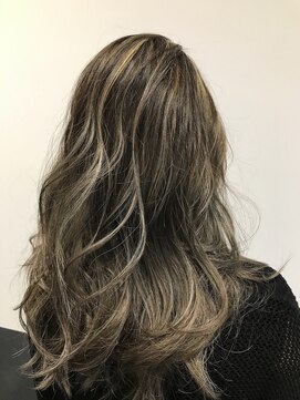 インハリット バイ ガーデンプレイス(INHERIT by GARDEN PLACE) ハイライト+グラデーション ロングスタイル