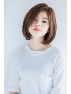 リル 8F 銀座(Rire) 【Rire-リル銀座-】大人女性に支持。内巻きボブ