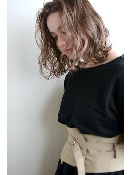 ミラバイグリーン(Mira by green) ふわミディ×無造作【くびれセミディ】＃3