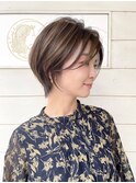 イメチェン春夏前髪長めの上品束感大人ショートボブ40代梅ヶ丘